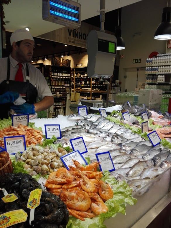 FRESH FISH IN THE INTERMARCHE IN S.B.DE MESSINES